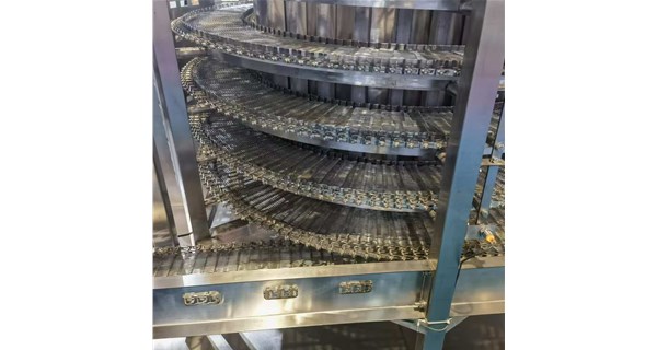 小型网带式辣椒烘干机跨界赋能，与连翘原料完美结合